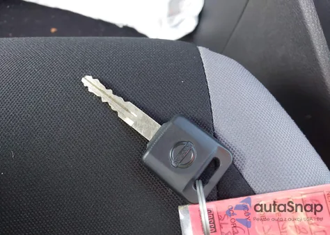 2025 Nissan Versa 1.6 S z USA, uszkodzony, nr VIN 3N1CN8DV3SL852774